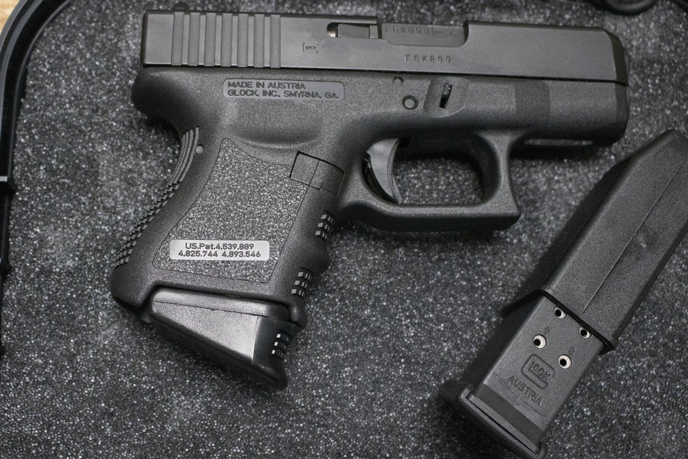 GLOCK 27 Gen3 40 S&W Police Trade-In Pistol with Two Magazines and Case